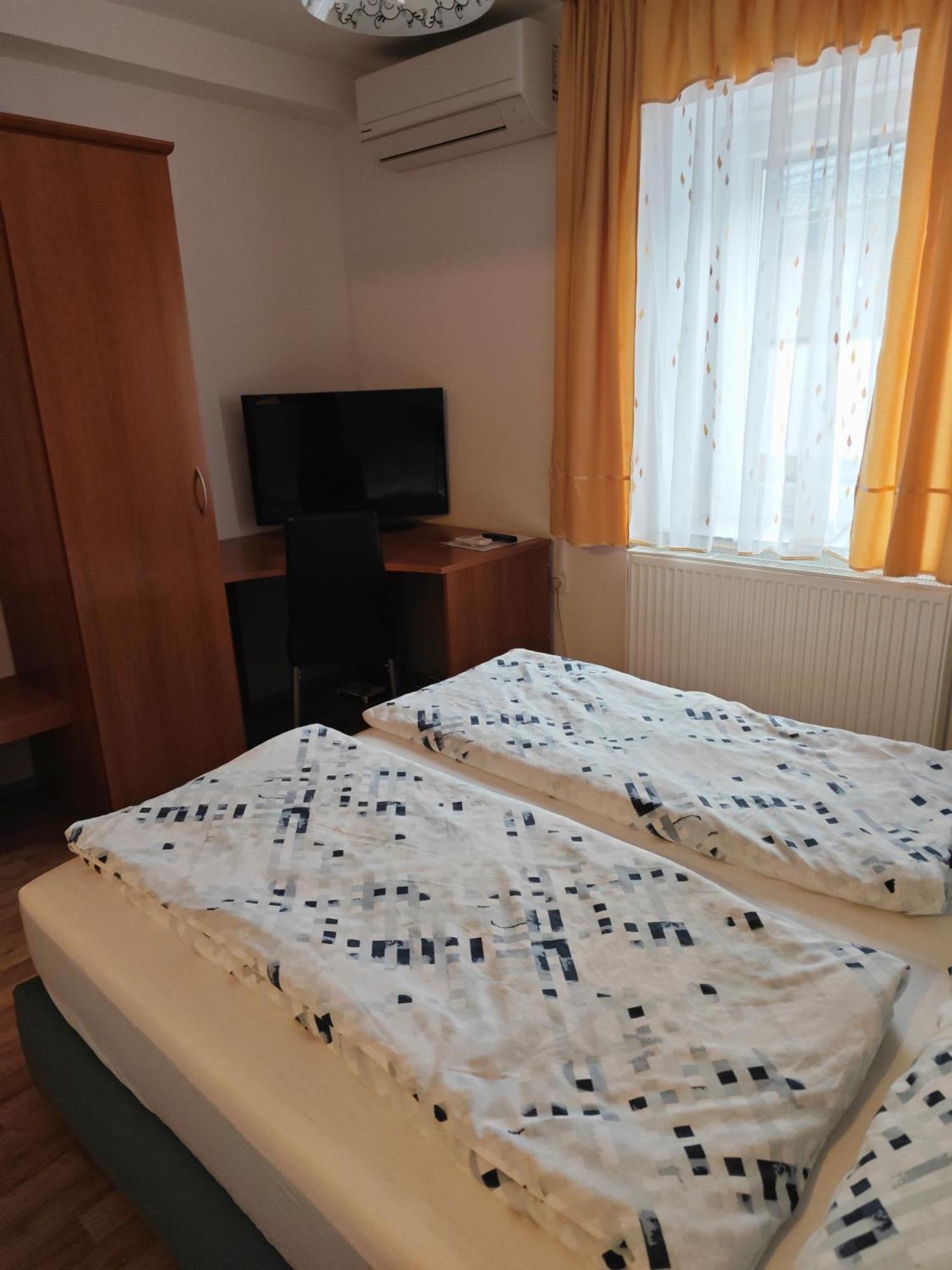Apartmaji Pri Kokolu Bled Exterior photo